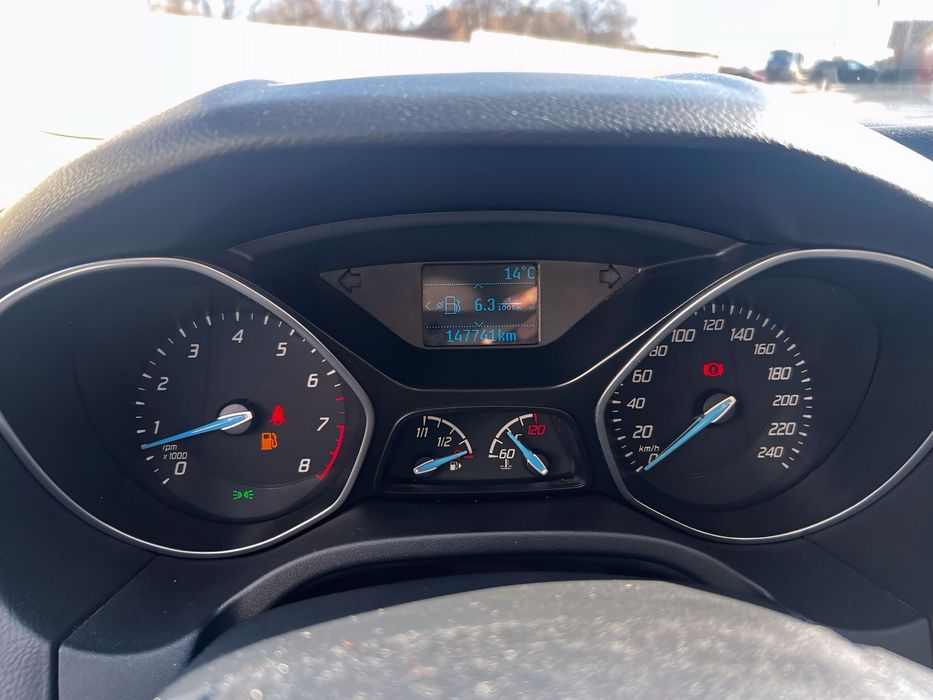 Ford Focus 2013 – 1.0 EcoBoost Benzină – Foarte bine întreținut