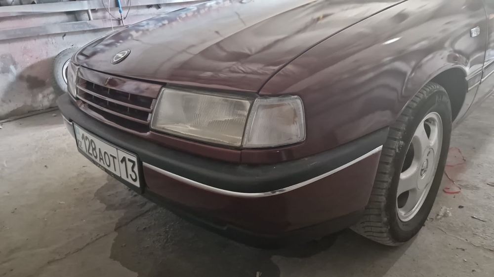Продам Опель вектра а 1.6