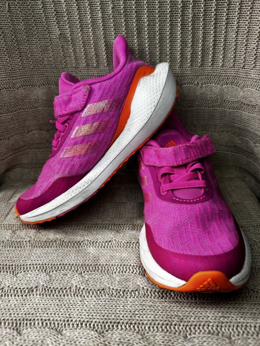 Кроссовки Adidas (оригинал) 28 размер