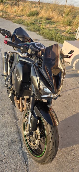 Motocicleta kawasaki z800 . ABS an 2016