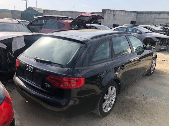 Dezmembrez Piese  Audi A4 B8 2.0