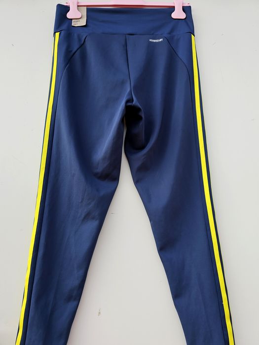 Adidas оригинален дамски клин нов Л размер