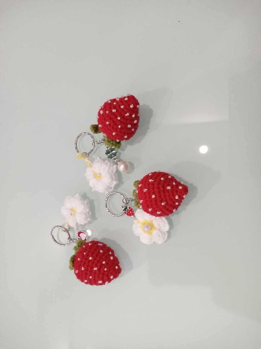 Ръчно изработени играчки и аксесоари