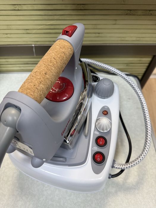 Станция за гладене Girmi ST03 2000W