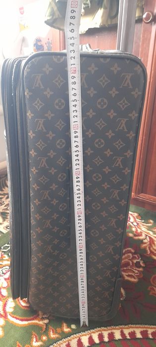 Сумкалар сатылады