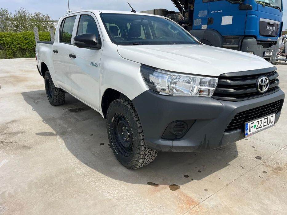 Toyota HILUX Masina intretinuta, km reali.