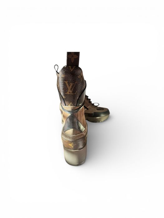 Боти от естествена кожа Louis Vitton