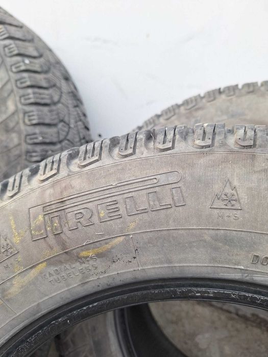 4 Anvelope IARNA Pirelli WINTER CARVING EDGE 195/65 R15 91 T