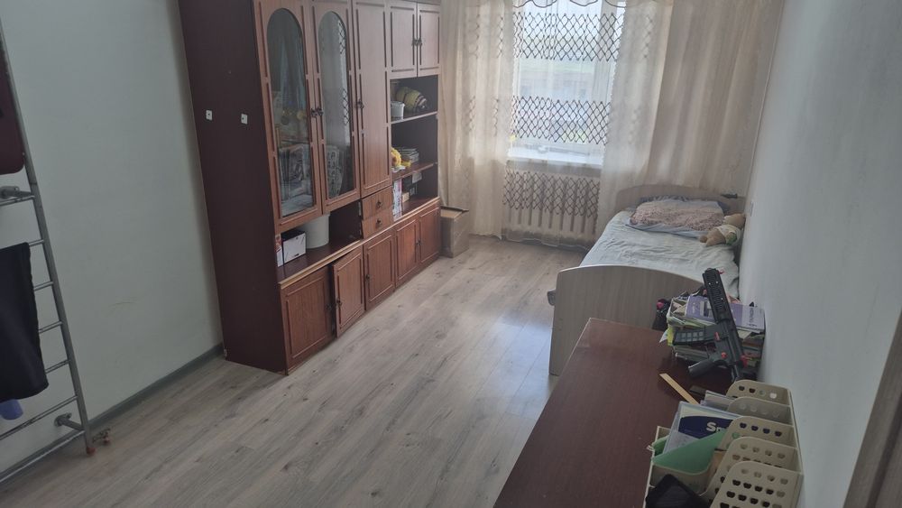 Продам 4х комнатную квартиру
