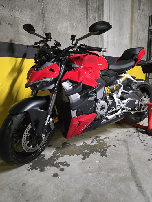 Ducati streetfigter v2 2023 Variante auto