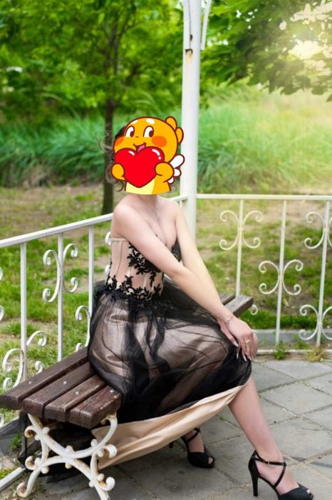 Красива бална рокля