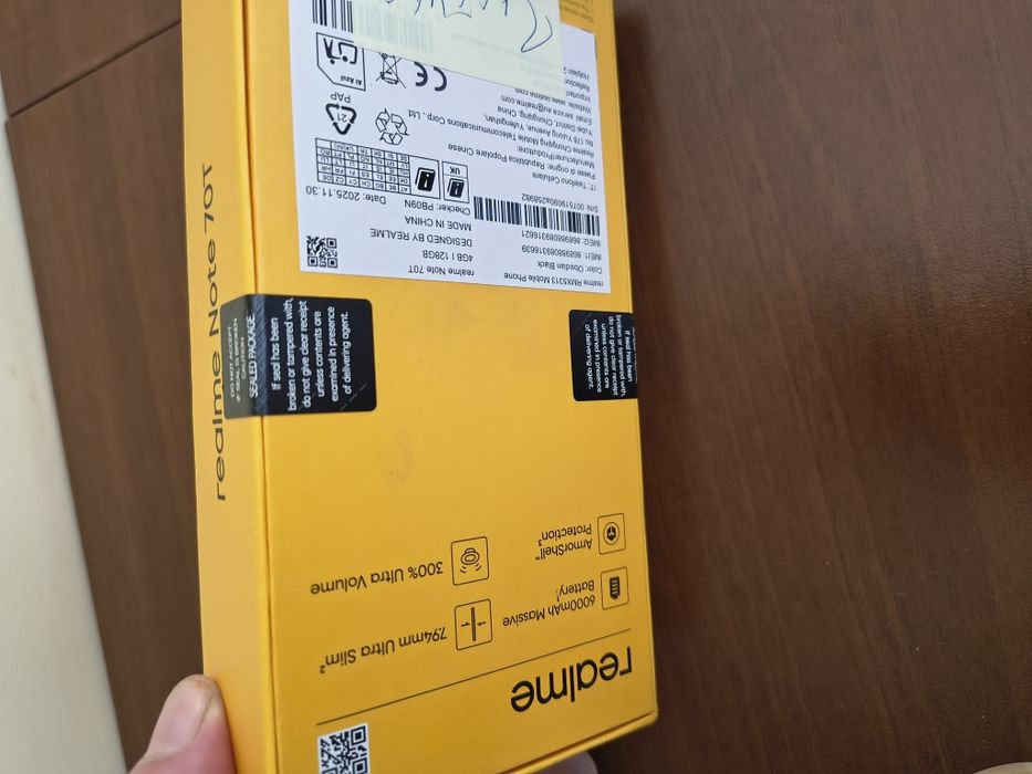 чисто Нов, неразпечатан телефон Real Me Note 70 T