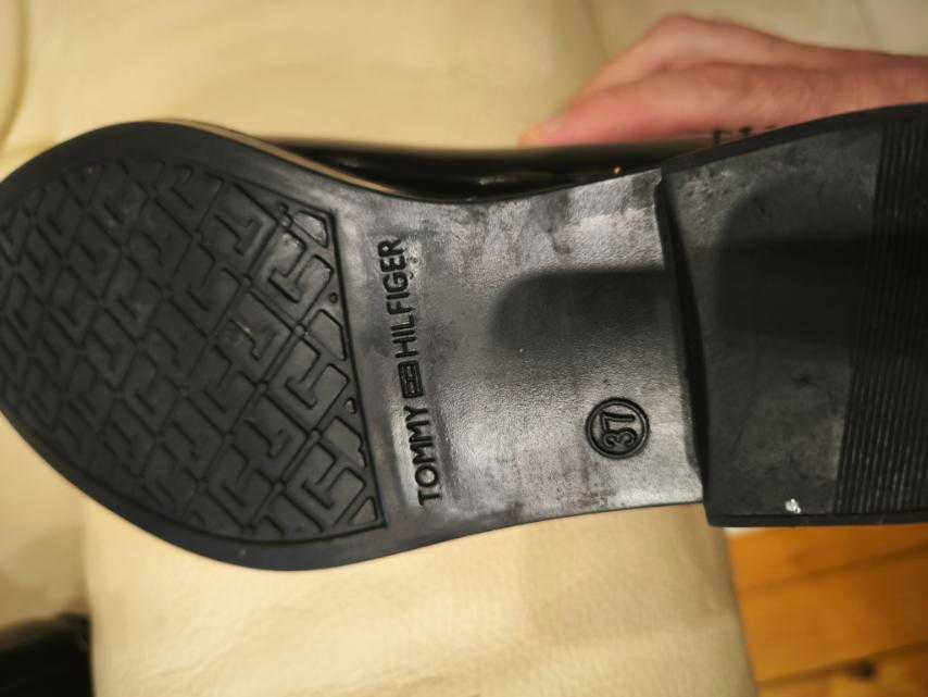 Tommy Hilfiger - боти