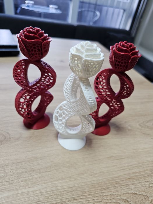 Розички, ключодържатели и магнитчета за 8-ми март