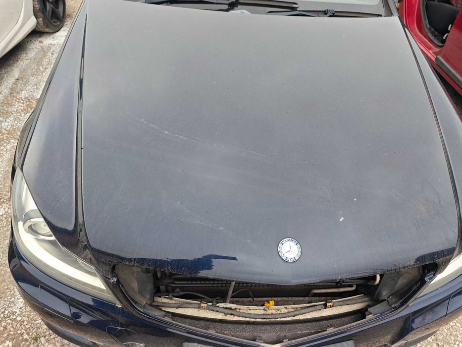 Тъмно син капак 890 Mercedes W204 Facelift преден капак Мерцедес С