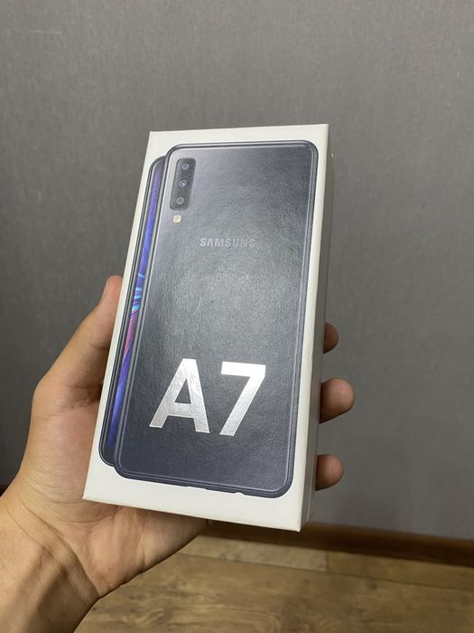 Samsung A7  64гб