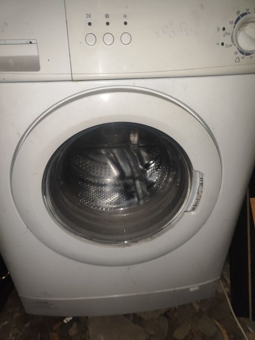 Продам стиральную машину