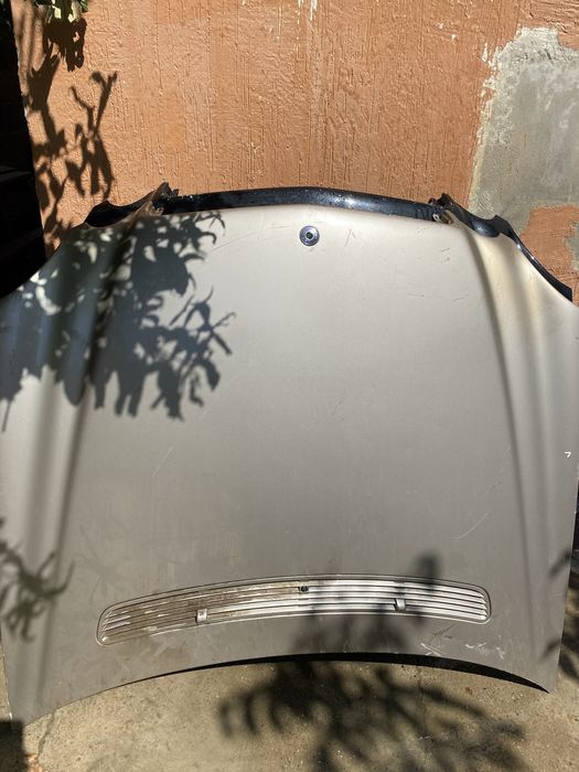 Мерседес 211 капот