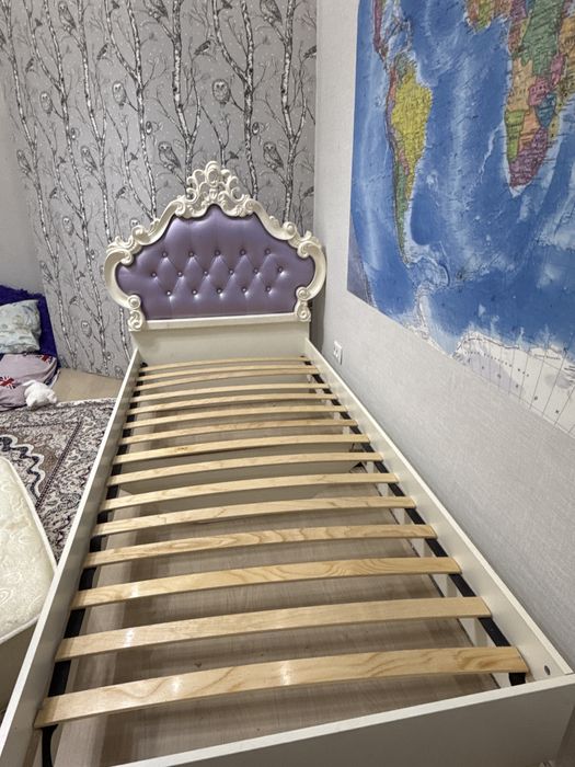 Кровать односпальная