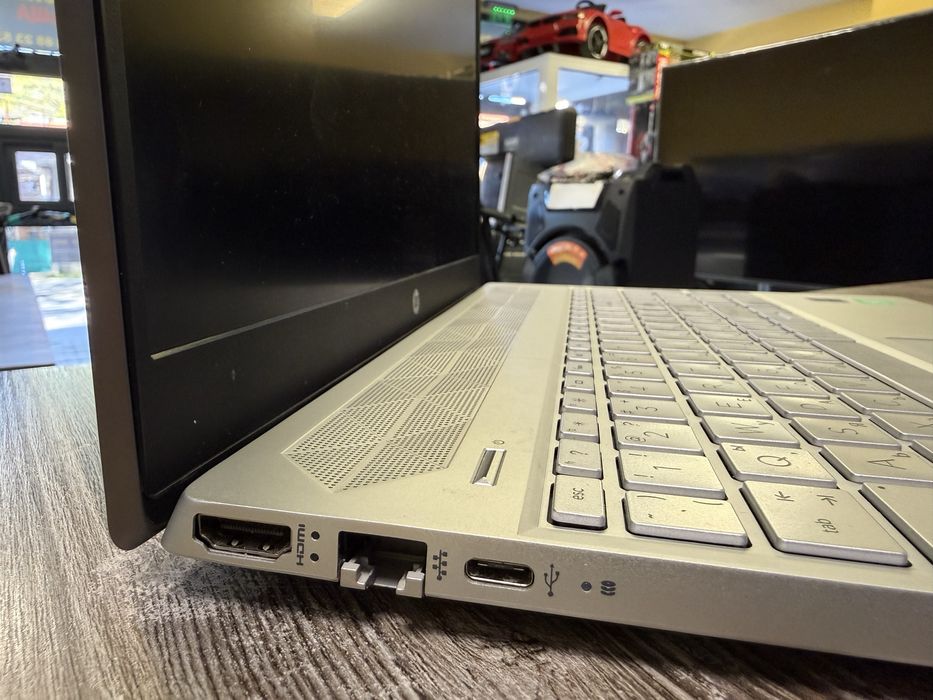 Лаптоп HP Pavilion 15 Intel Core i5