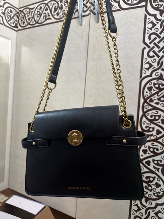 Сумкалар сатылады