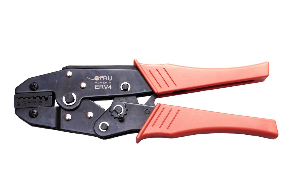 Различни клещи за кримпване / кербоване на кабелни накрайници и обувки