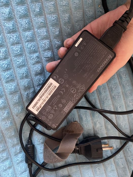 Продам б/у ноутбук Lenovo