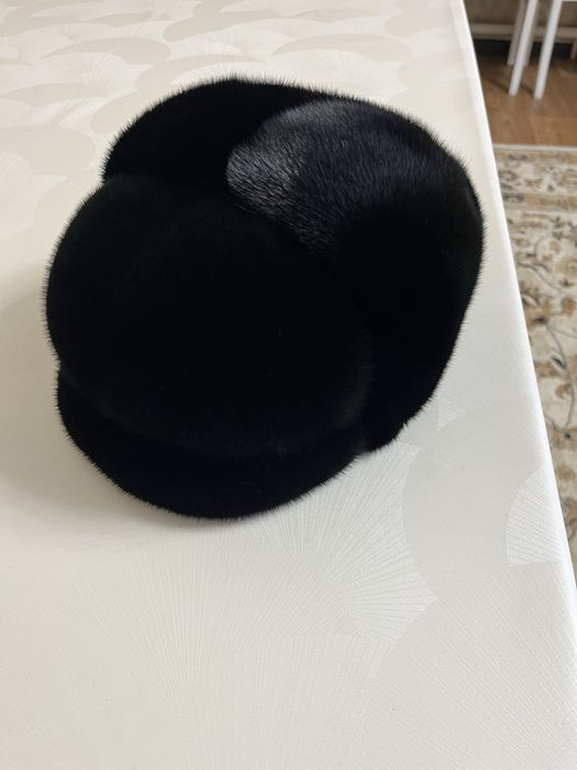 Продаётся норковая шапка