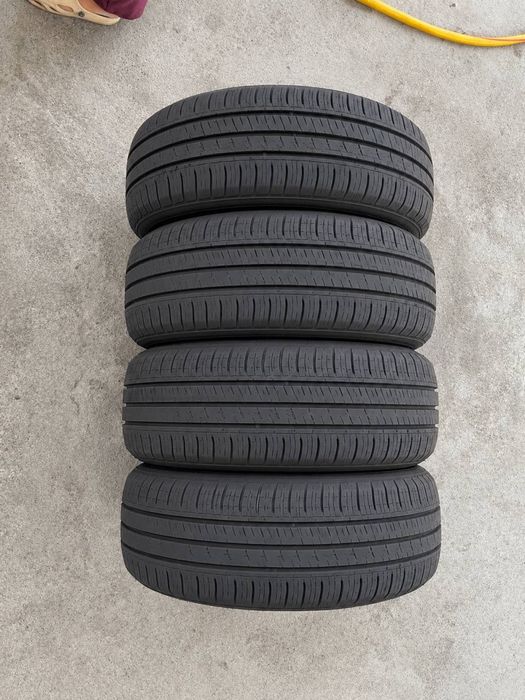 Kumho 185/65/15 шина сотилади