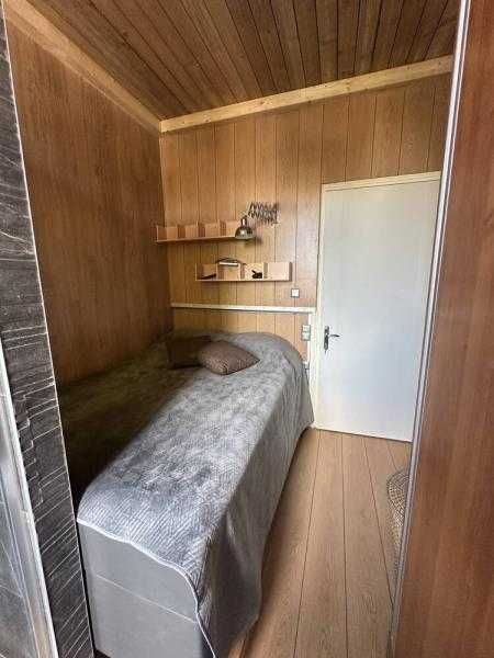 Дава се под наем Двустаен апартамент в Бургас, Център - 43 кв.м за 612 € - Снимка #7