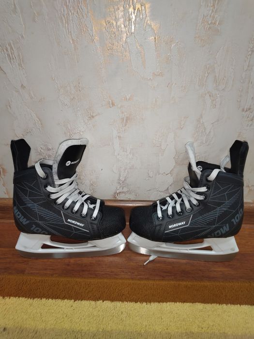 Коньки детские в отличном состоянии