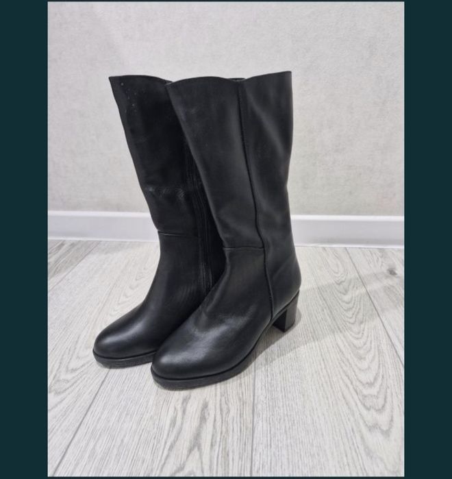 Продам зимние сапоги