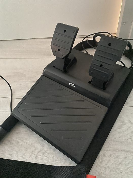 Scaun gaming condus plus volan si pedale