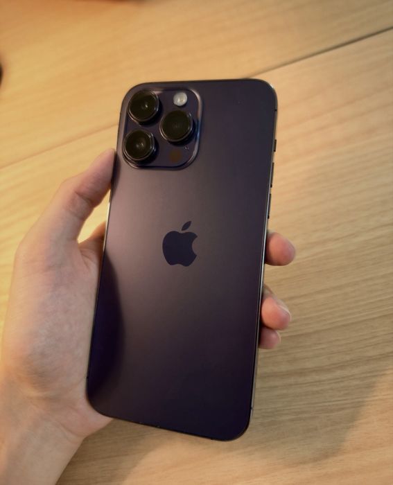 Продам Iphone 14 pro