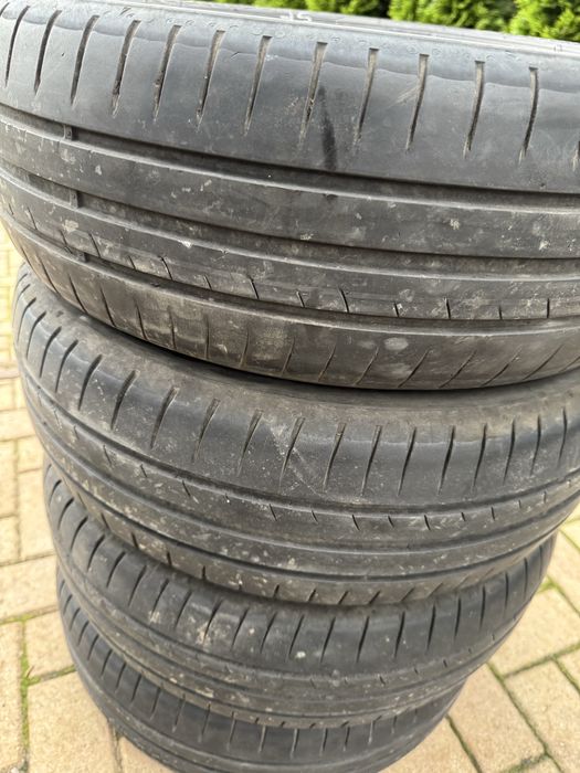 Cauciucuri/anvelope vara Dunlop 185/60/R15 DOT 2021