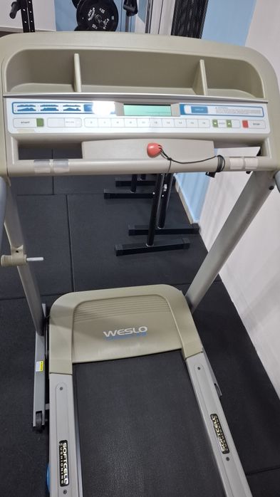 бягаща пътека Weslo Cadence 5.8 (по-стар модел) в добро състояние