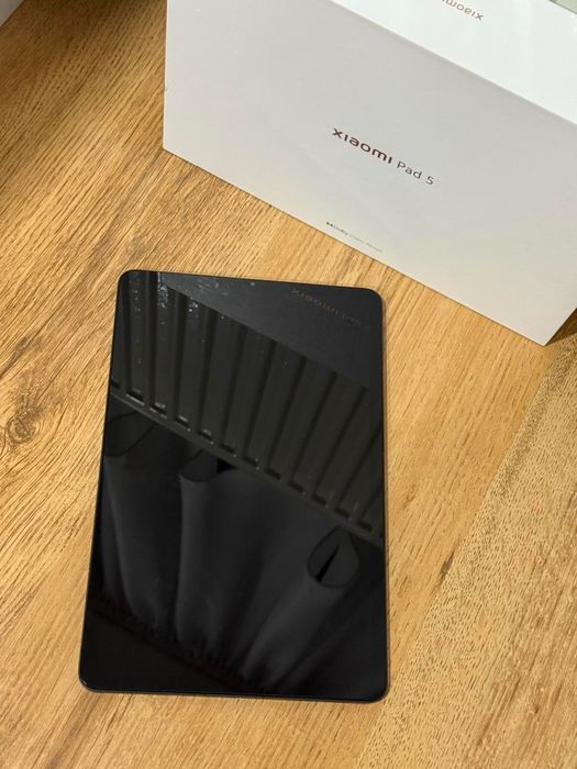 Продавам таблет Xaomi Pad 5