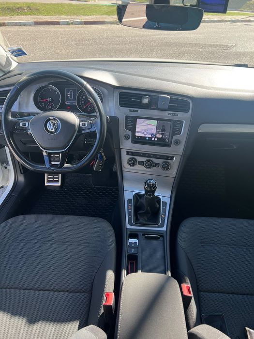Vand Volkswagen Golf B7 High-Line
