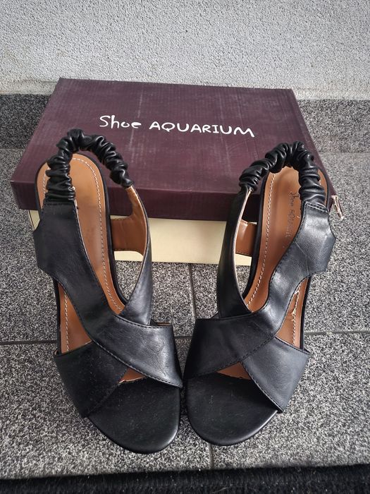 Сандали от естествена кожа