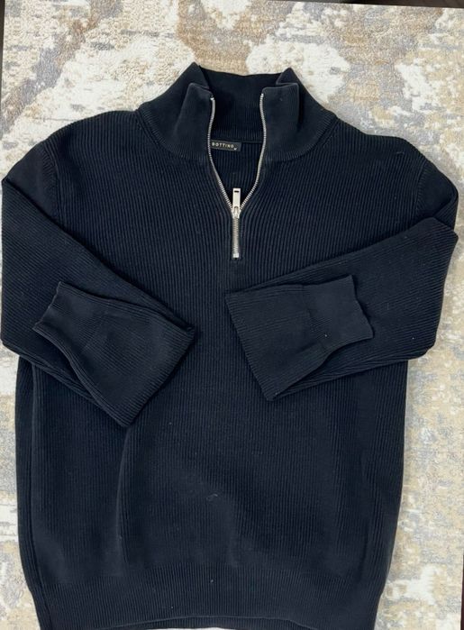 черный полузамок