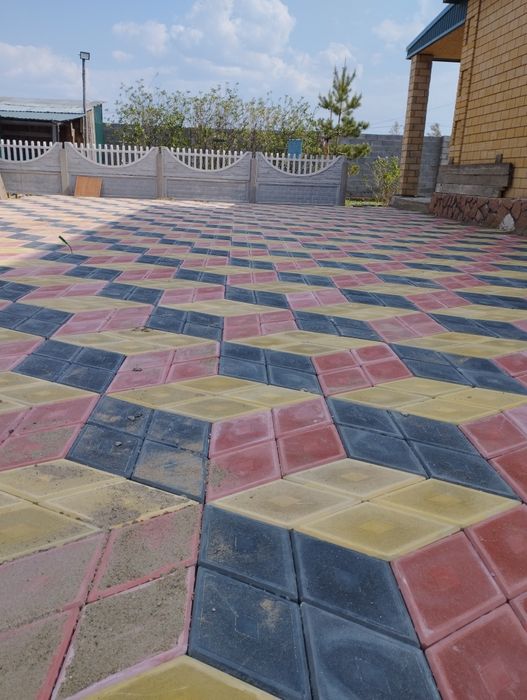 Укладка брусчатки и тротуарной плитки