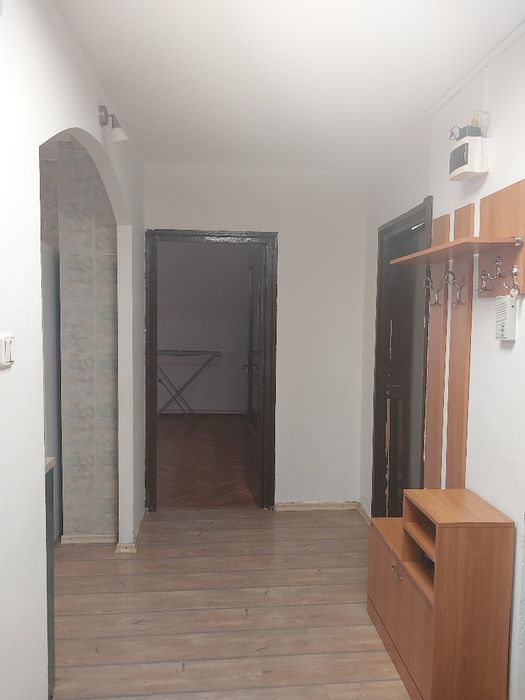 Apartament de închiriat