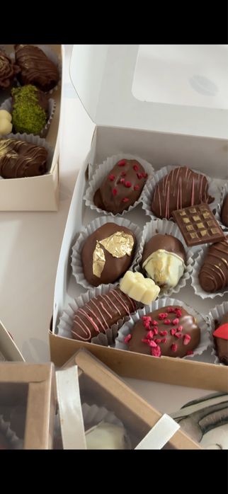 Финики в шоколаде