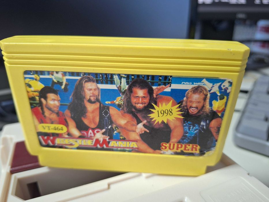 WWF WrestleMania caseta discheta clasica cu joc pentru consola TV