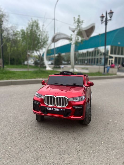 Продам детскую машину!