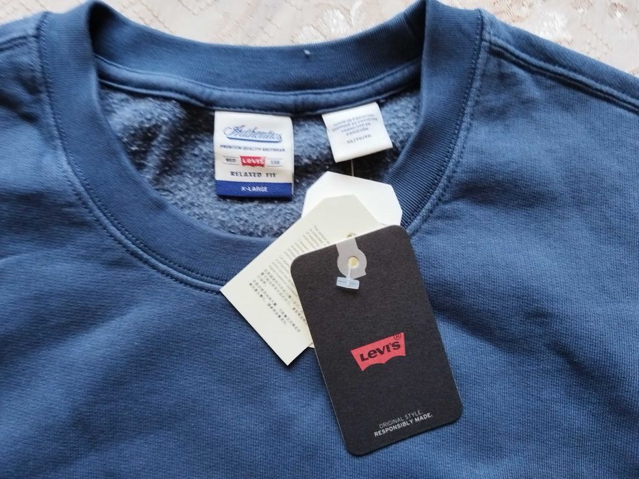 Мъжки блузи Levi's - размер XL/XXL