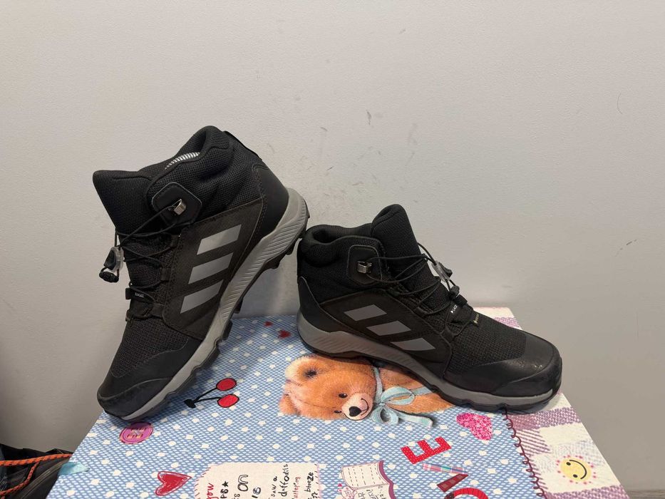 adidas Terrex Mid GORE-TEX''оригинални туристически обувки 38 номер