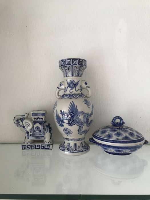 Порцеланов комплект