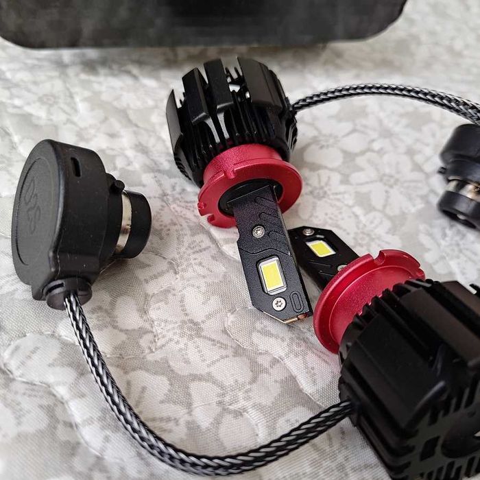 LED фарове, съвместими с оригиналните D3S/D1S/D2S лед крушки!