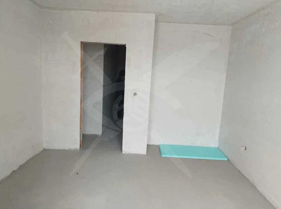 Продава се Тристаен апартамент в Пловдив, Гагарин - 126 кв.м за 945 €/кв.м - Снимка #4